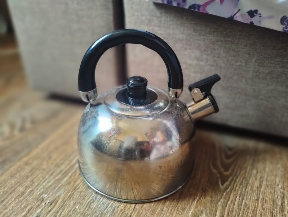 Чайник для плиты со свистком на 1 литр