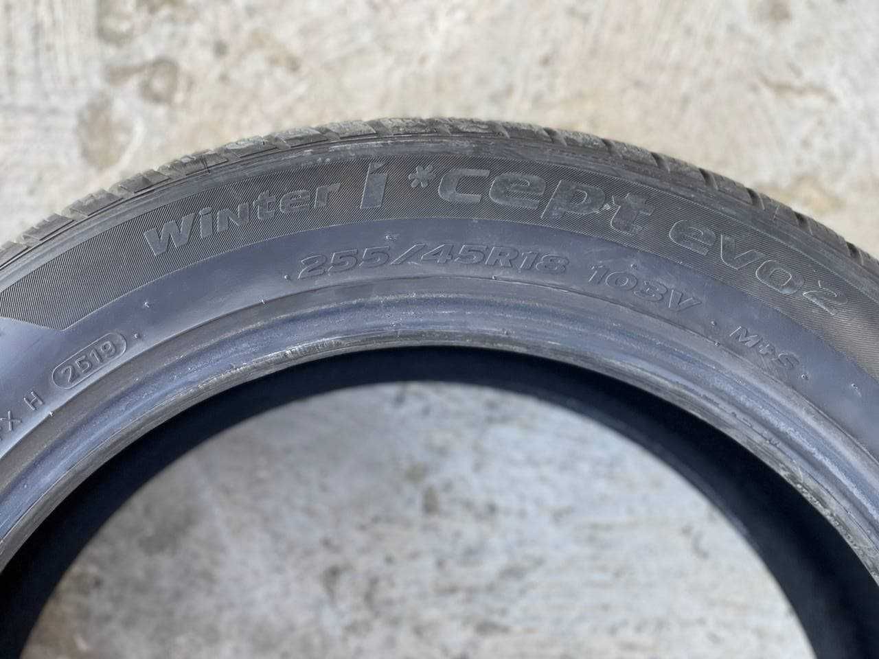 Зимняя шина резина Hankook ICept Evo2 255/45 R18 103 V M+S колесо