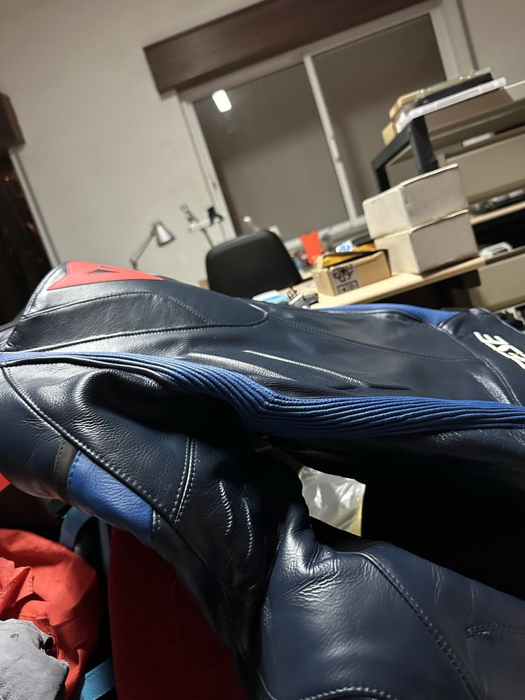 Casaco mota dainese tamanho 48 pele