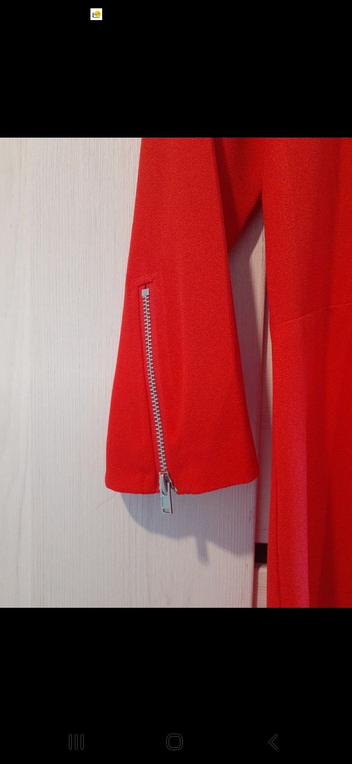 Czerwona sukienka, rozmiar 34-36