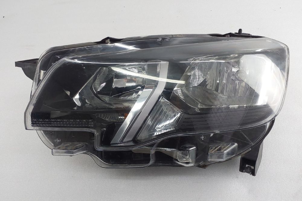 Ótica / farol esquerda PEUGEOT Partner (K9)