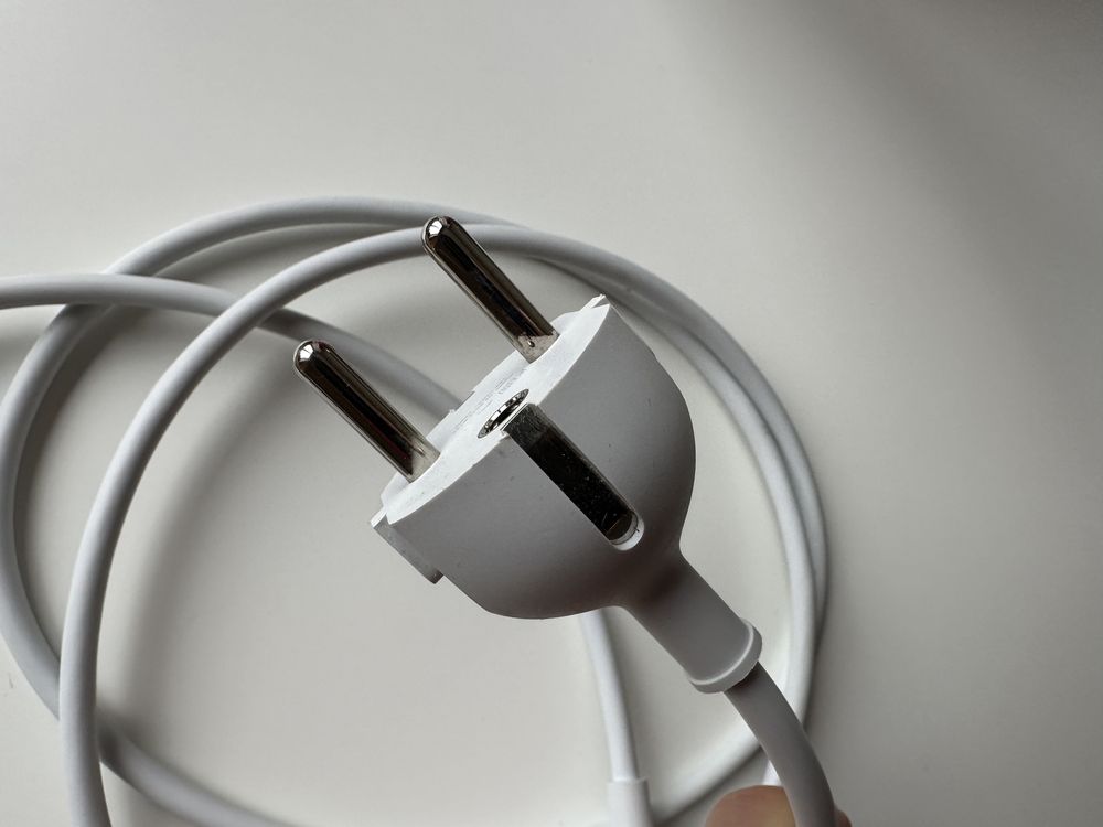 Продам Кабель Power adapter extension cable MacBook 1,25m