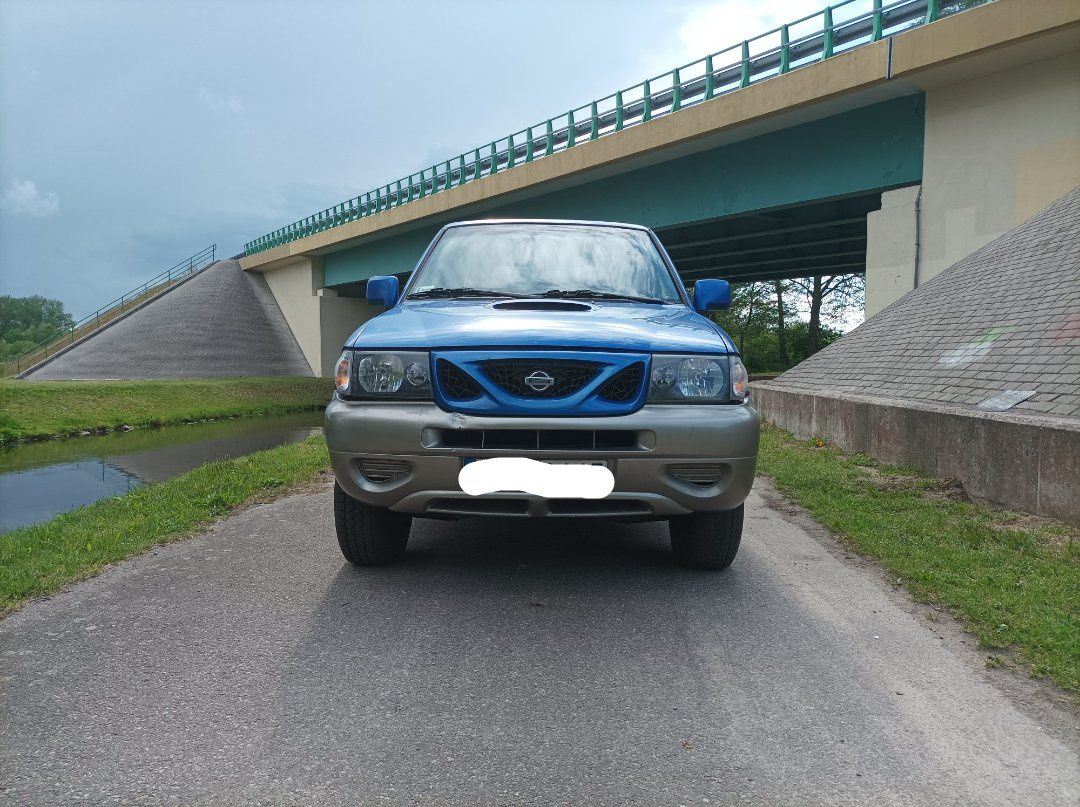 Nissan Terrano II 2.4 LPG sekwencja 1999/model 2000 niski przebieg!