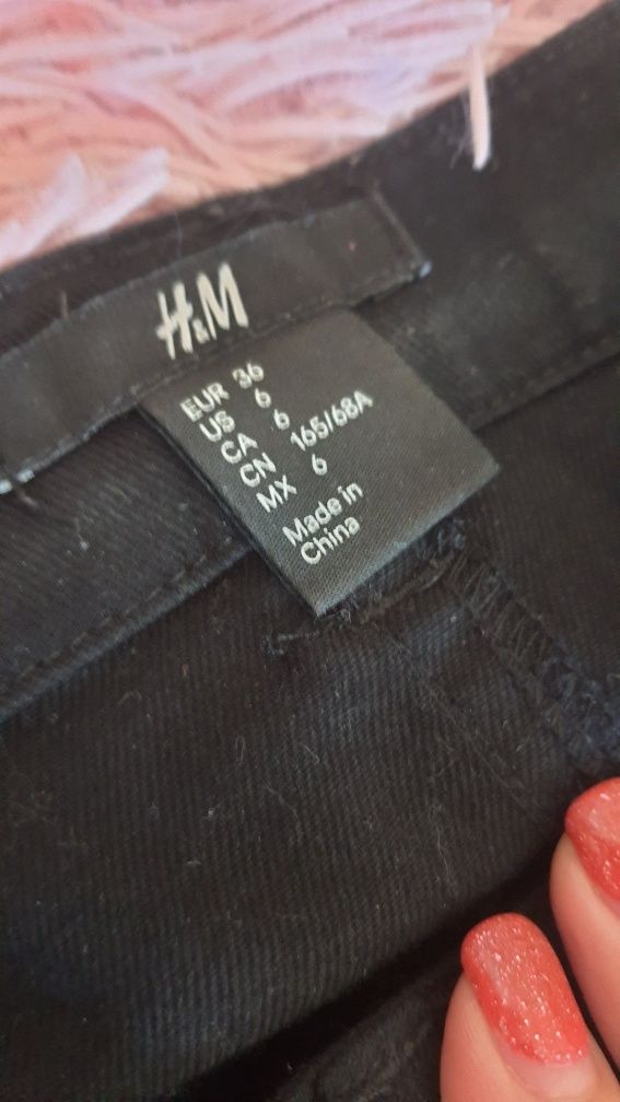 Штаны,брюки, джинсы котоновые в паетку H&M