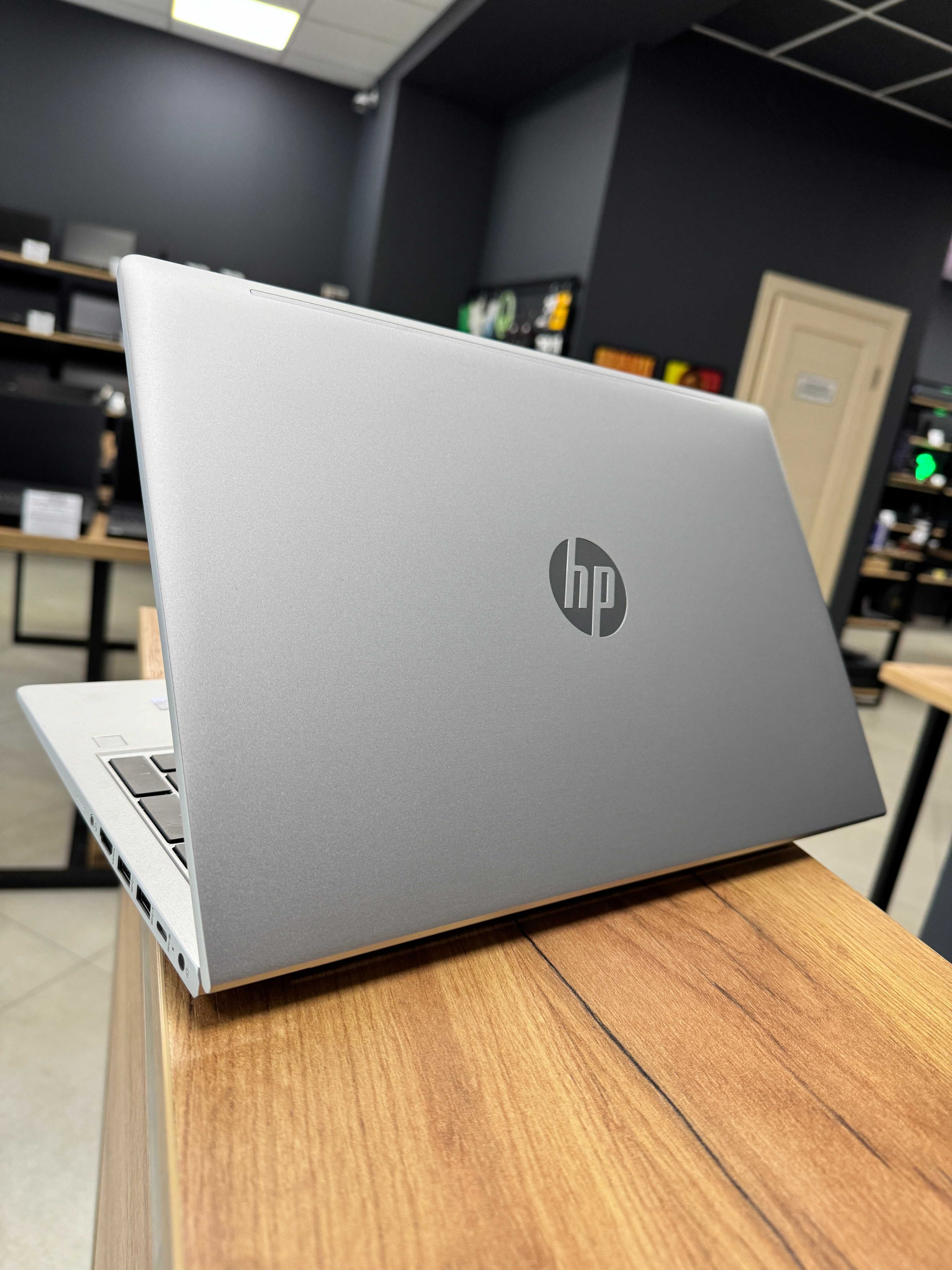 Ноутбук HP ProBook 450 G9 - i5 1235U 10 ядер/16 GB/512 NVME/FHD IPS