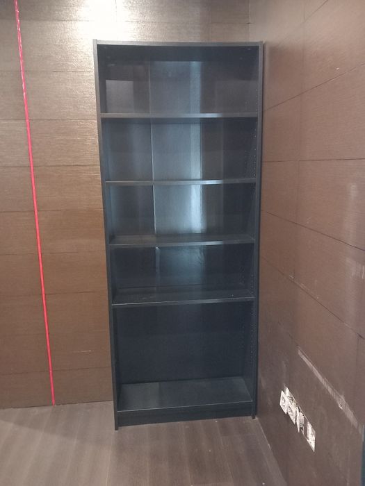 Estante ikea modelo Billy  preto