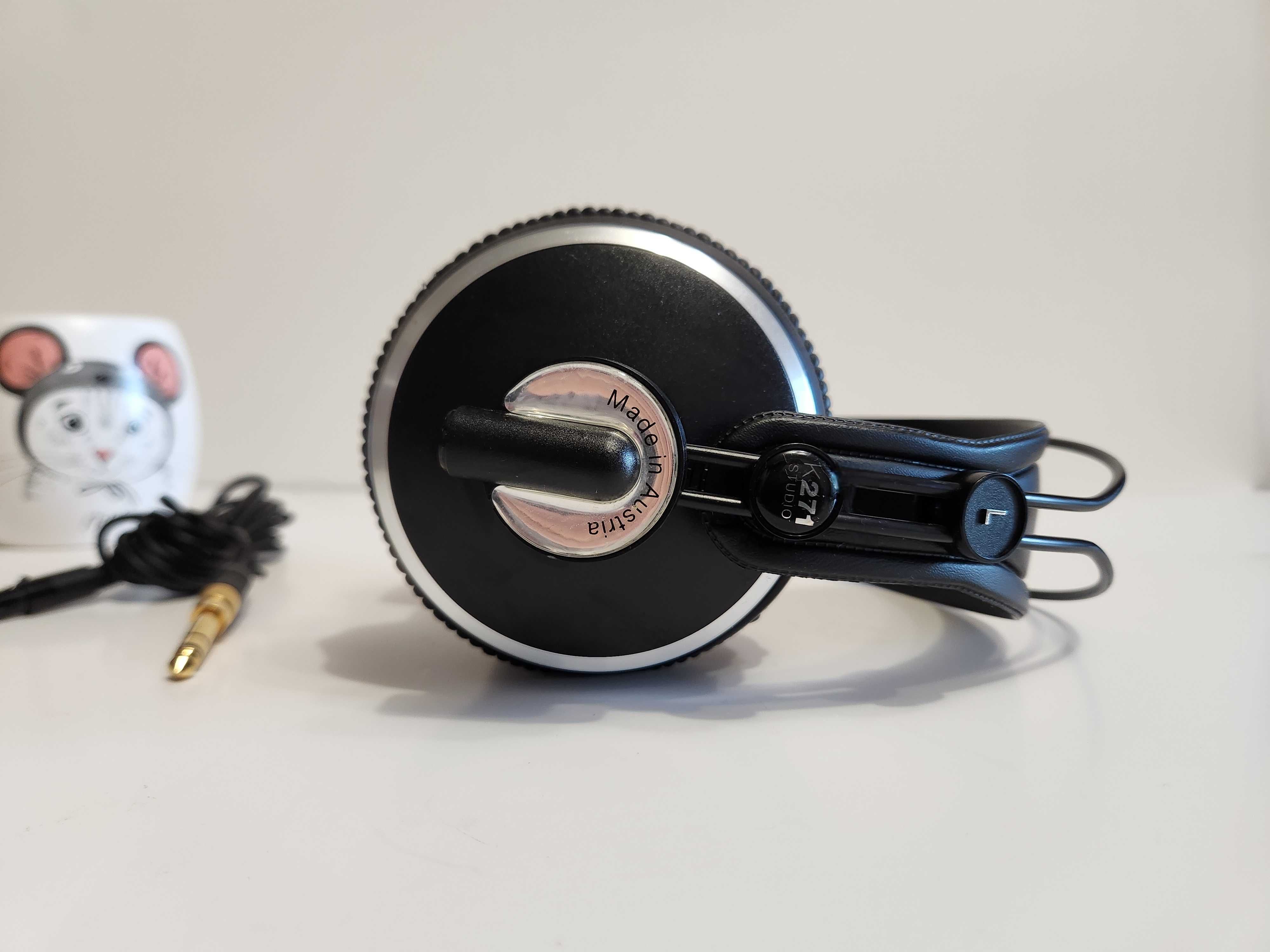 Студійні навушники AKG K271