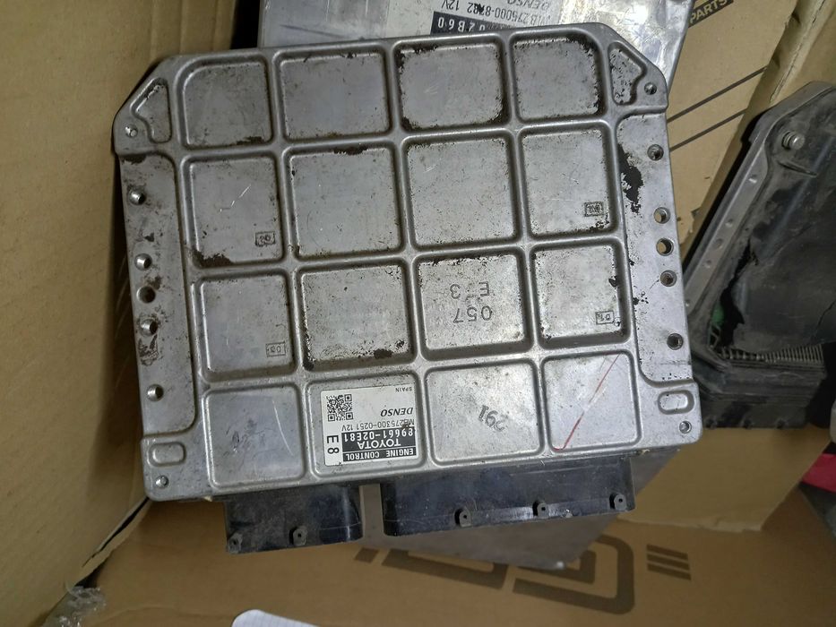 Блок управления двигателем 1ZRFE Toyota Auris 1.6 06-12 год.
