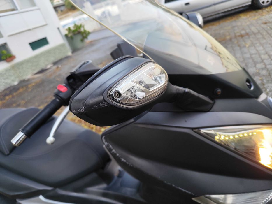 Vendo ou troco por carro SYM GTS 125 i