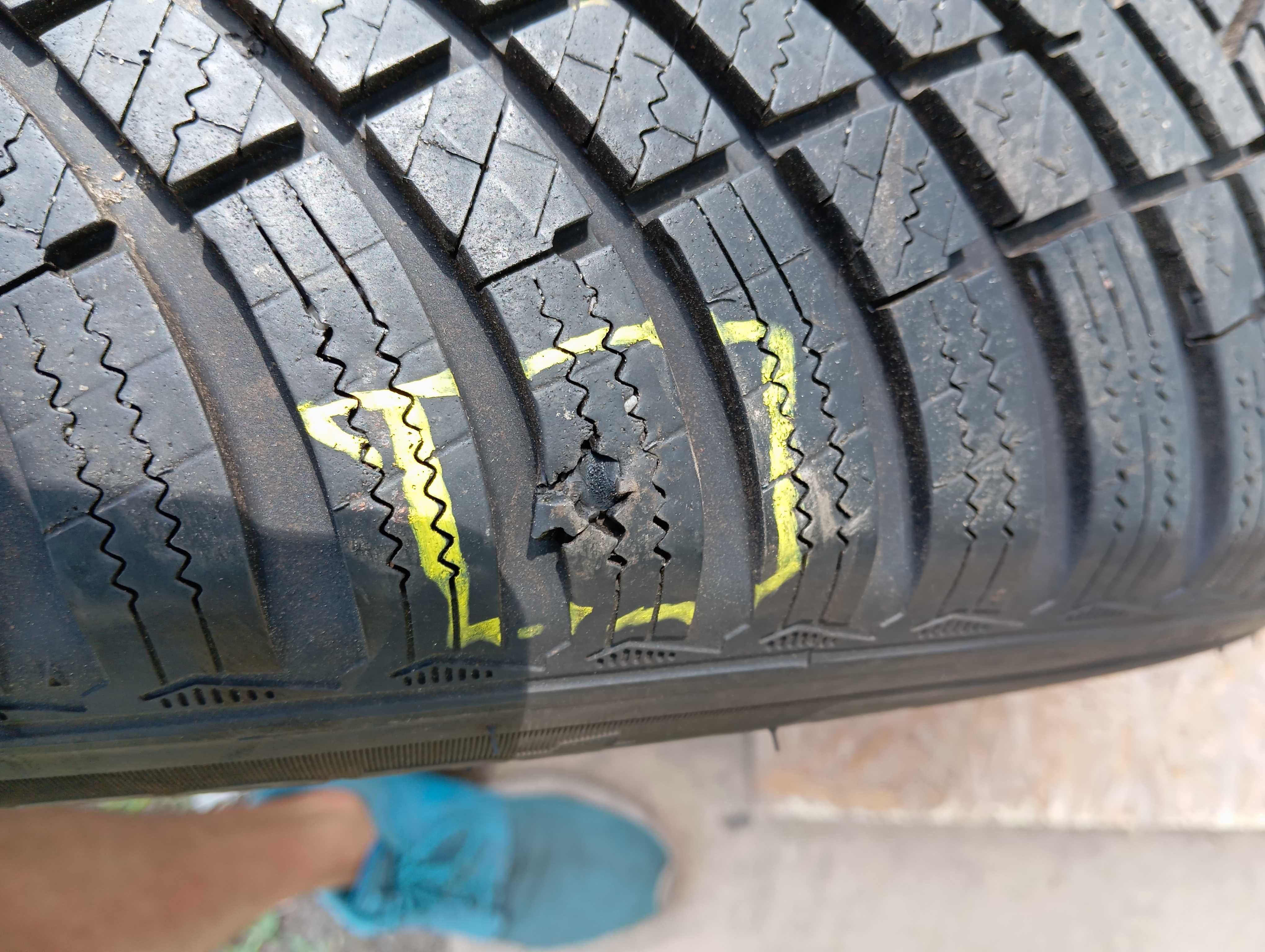 1x 215/55 R17 98V Hankook Winter I*cept RS3 2022r 7,7mm