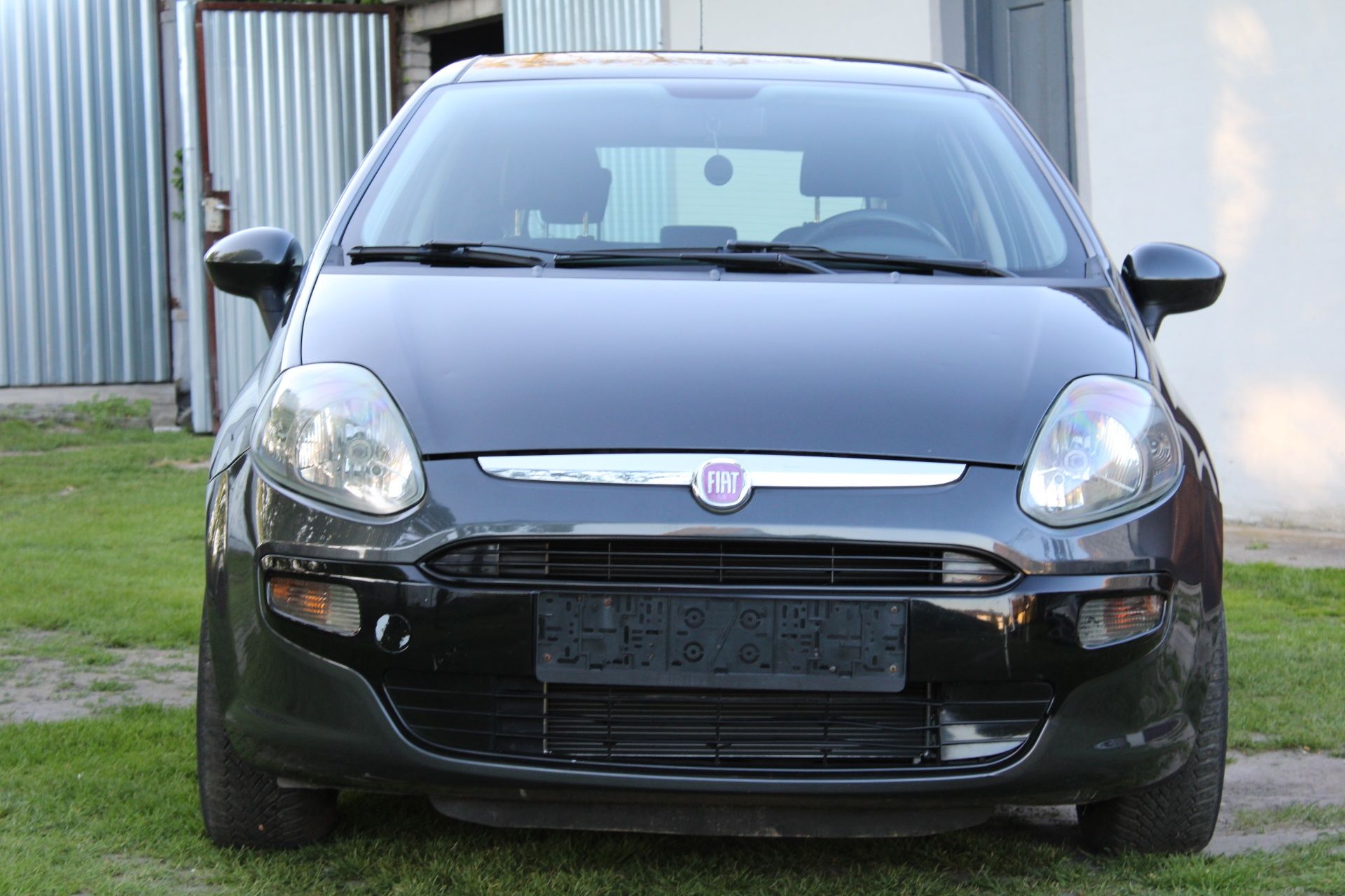 Fiat Punto Evo 1.2 klimatyzacja faktura alufelgi niski przebieg