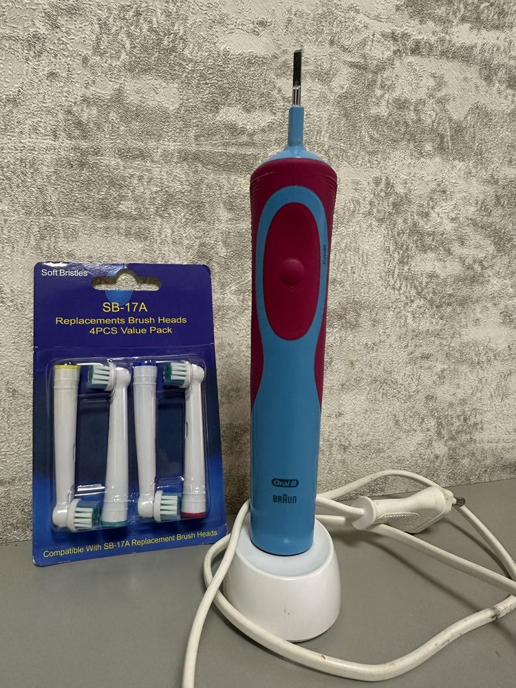 Электрическая щетка ТМ Broun oral b