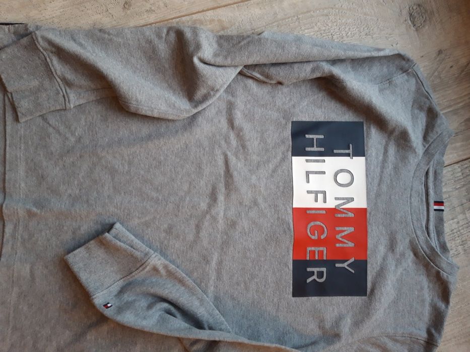 Chłopięca bluza Tommy Hilfiger.