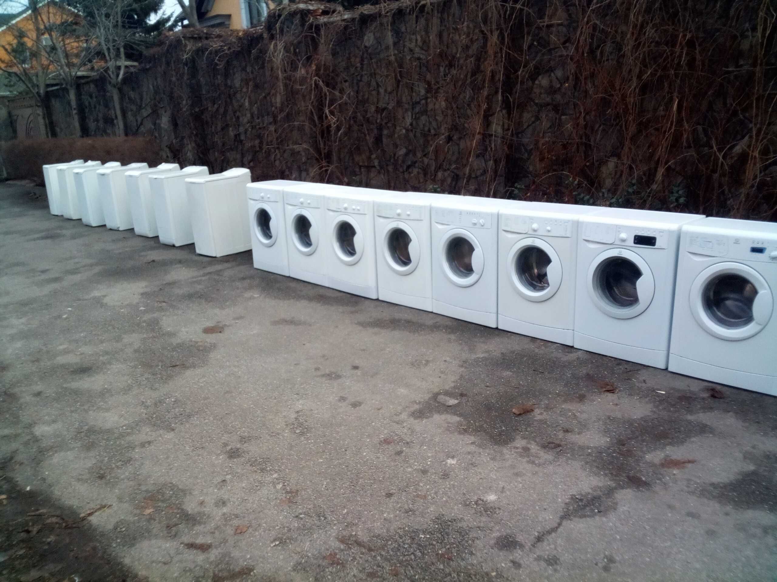 вертикальная стиральная машинка Indesit WITE 107 рабочая100% доставка