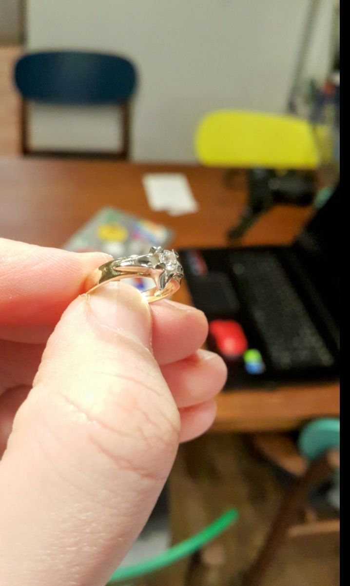Pierścionek zaręczynowy Amore, Diament 0.2ct, z certyfikatem, roz. 7