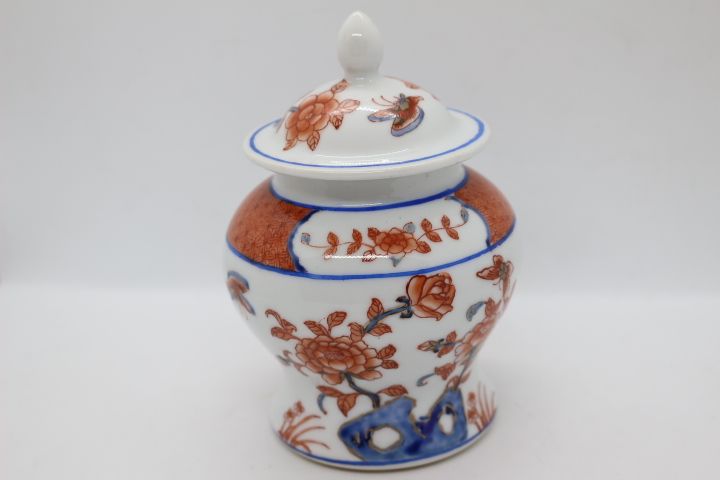 Pote Porcelana Chinesa Floral e Borboletas Estilo Samurai XX 15 cm