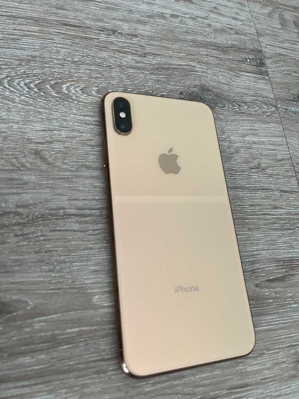 Iphone XS MAX Золотий