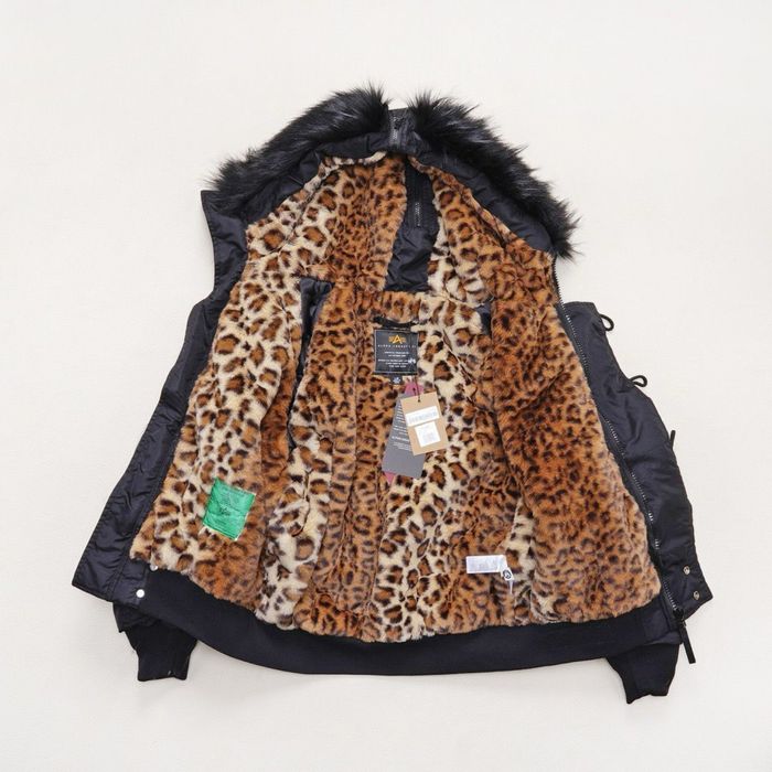 Бомбер Alpha industries x Stussy оригинал / Куртка alpha industries