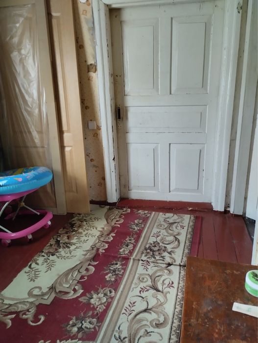 Продам ділянку в ПРОЦЕВІ 17сот  з будинком і комунікаціями