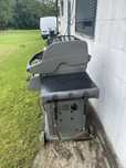 Sprzedam gril weber spirit