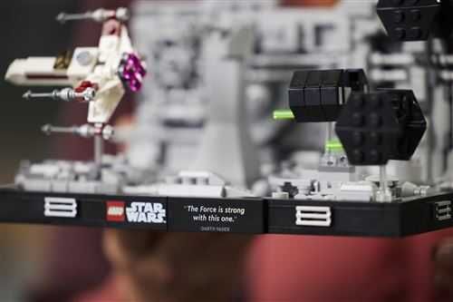 LEGO Star Wars 75329 Diorama: O Ataque à Death Star