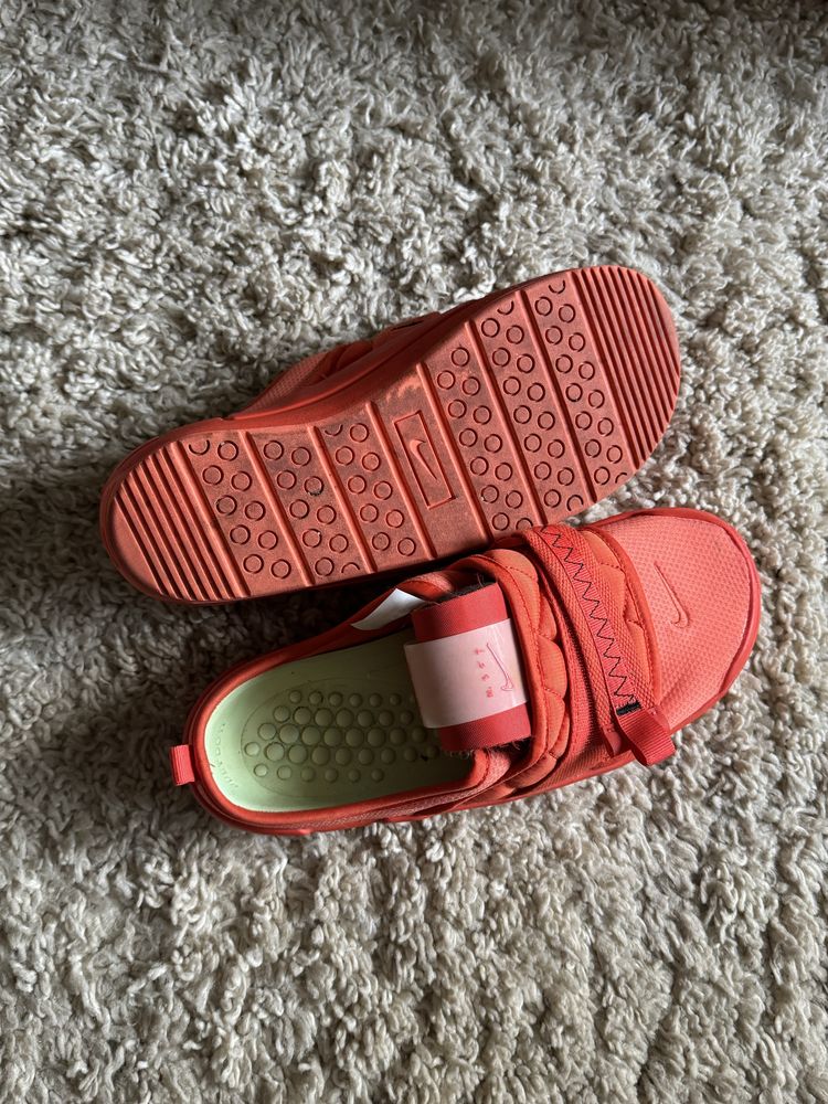 Тапочки Nike Offline Orange 9 (27 см)