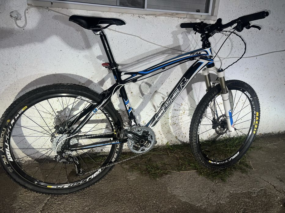Bicicleta BTT RockShox (Preço apenas fim de semana + capacete oferta)