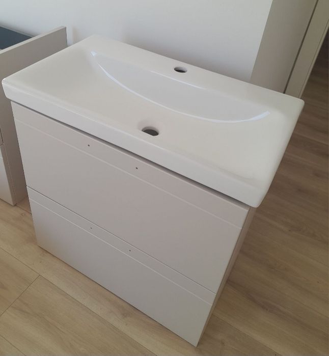 Szafka z umywalką.NOWA