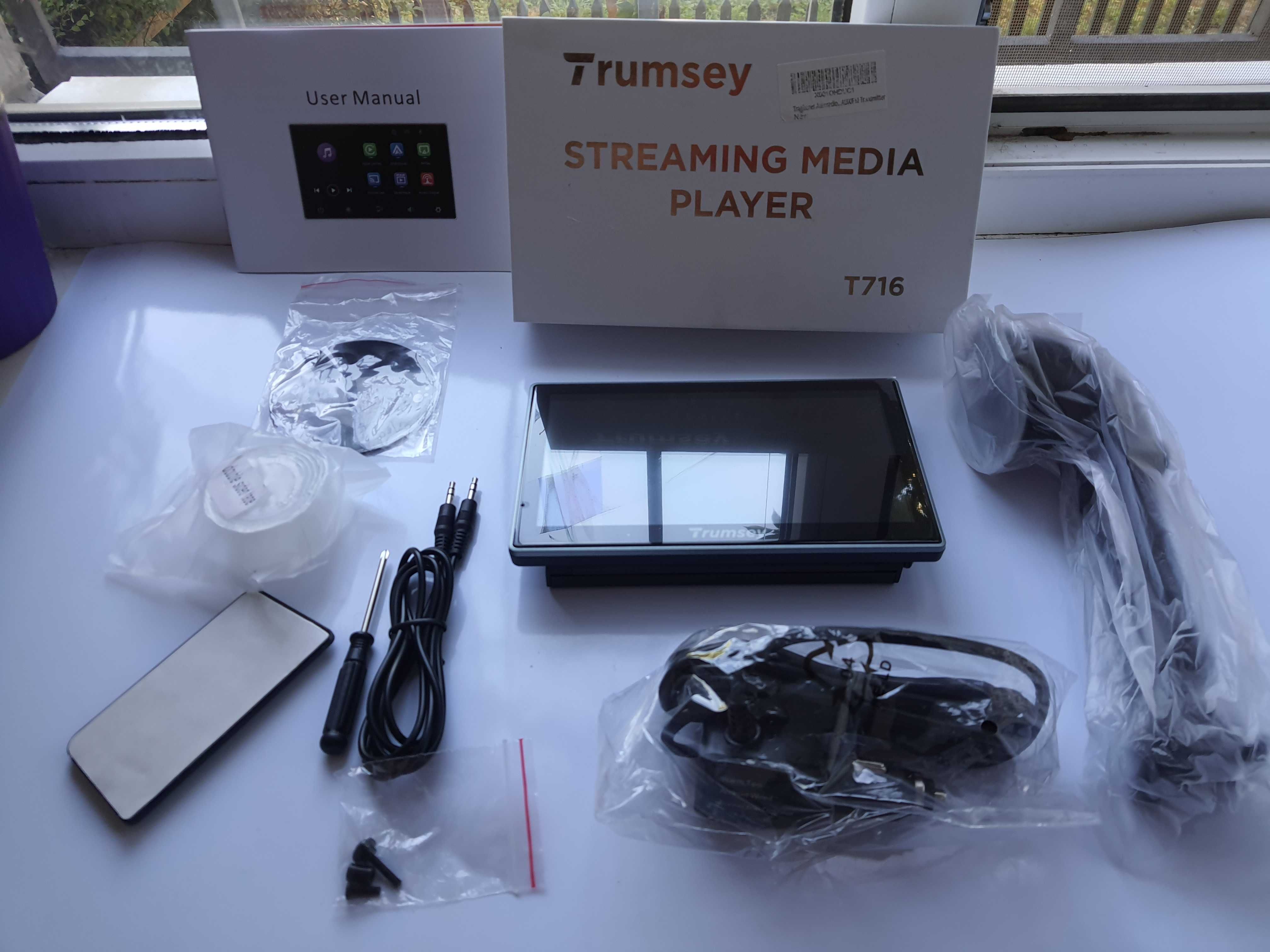 CarPlay Android auto Trumsey T716 авто медіаплеєр