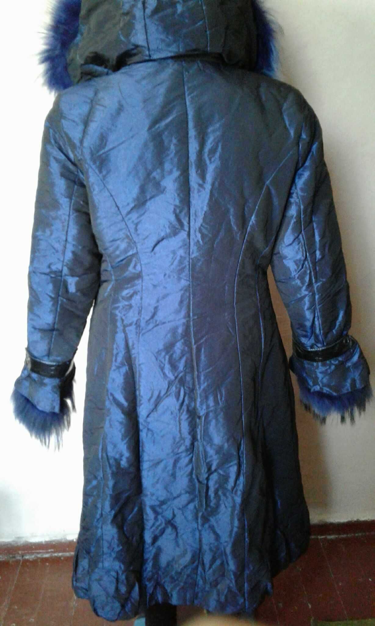 Зимове пальто курточка