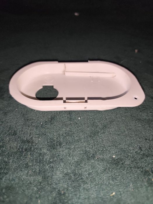 Oryginalna osłona plastikowa z pralki Hotpoint – część zamienna