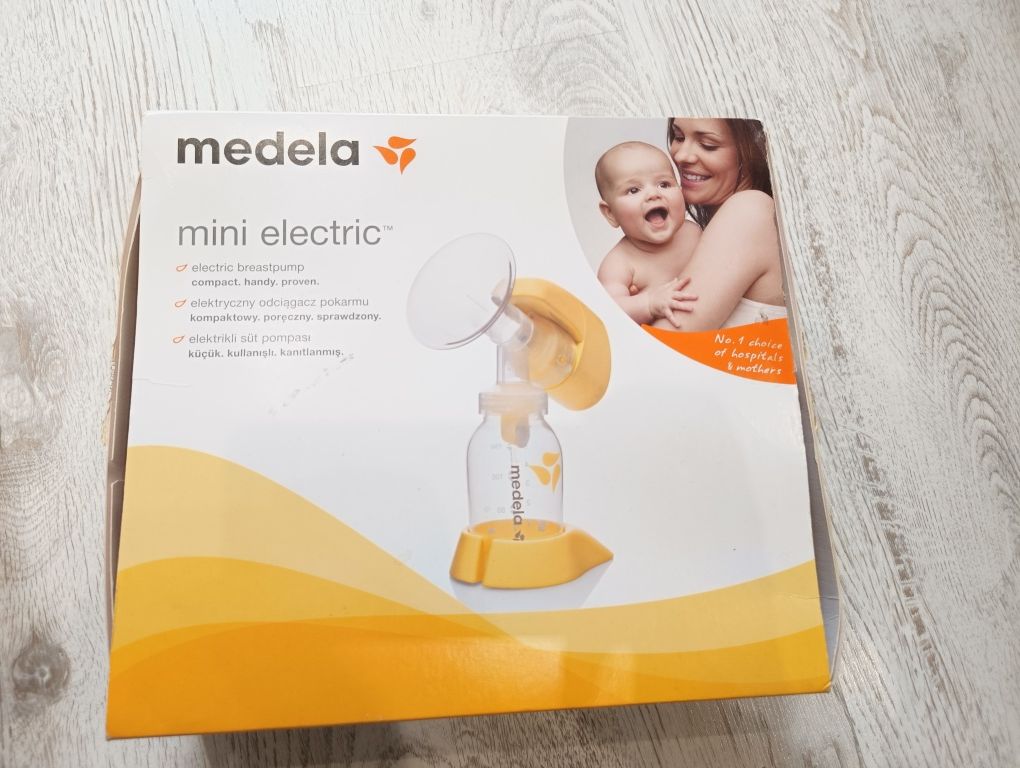 Laktator Medela Mini electric + Calma + zestaw butelek