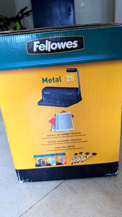 Máquina de encadernar Fellowes