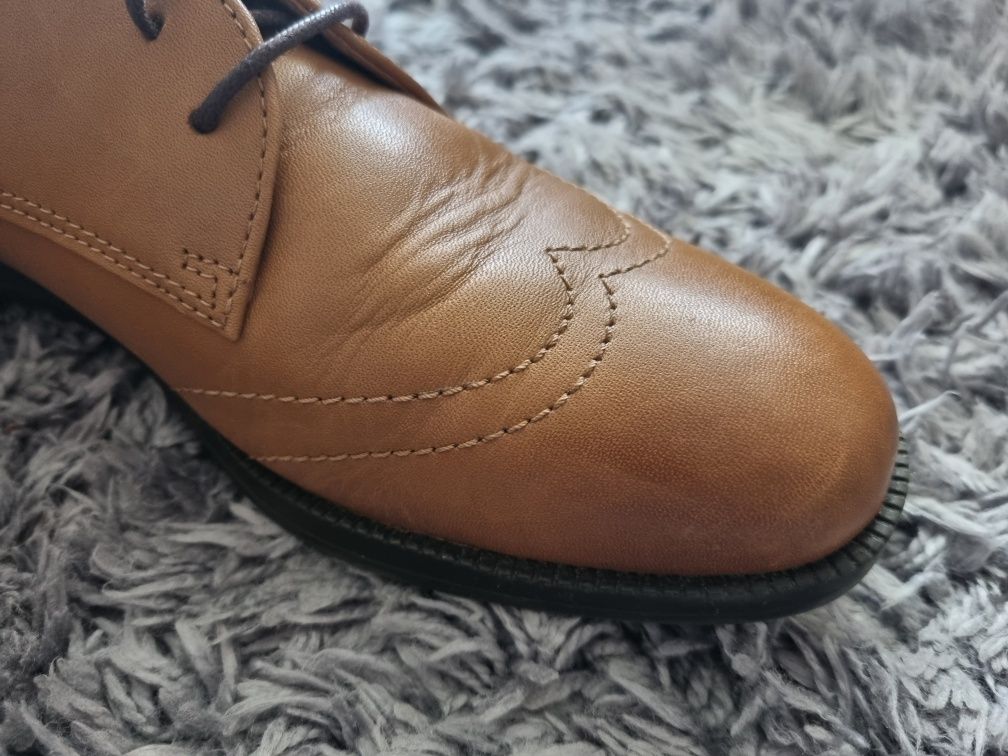 Skórzane buty pantofle damskie Lasocki