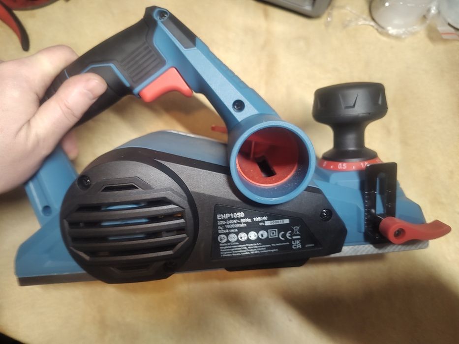 Strug sieciowy Erbauer EHP 1050