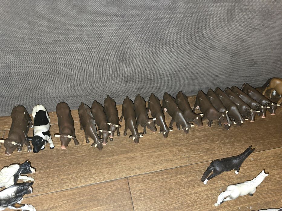 Bruder krowa zabawka