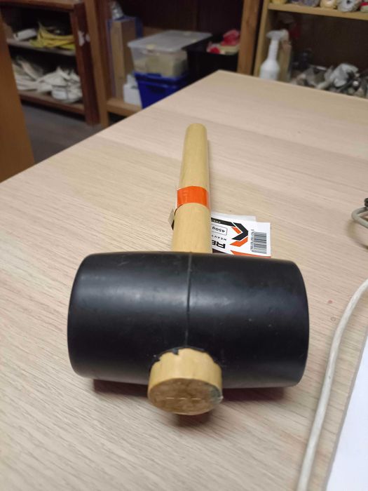 Młotek gumowy 450g