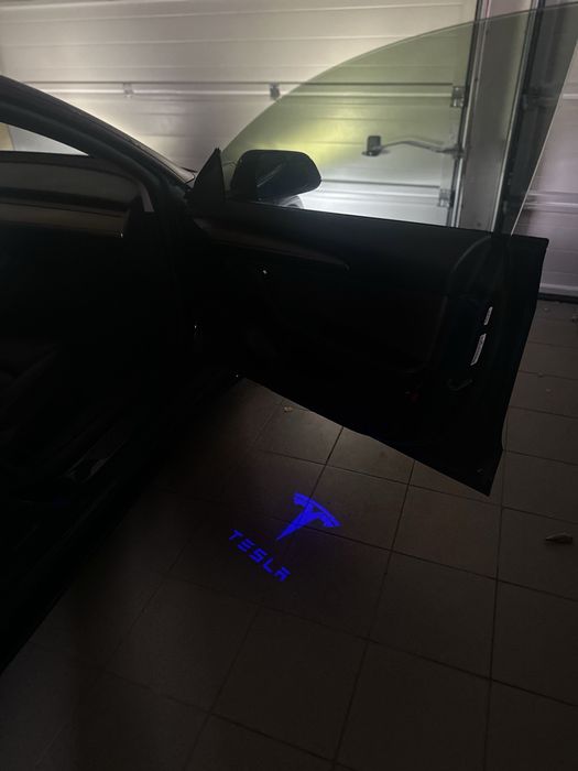 TESLA MODEL 3 2022 м/р | LFP | Тепловий насос | Обвіс | R19