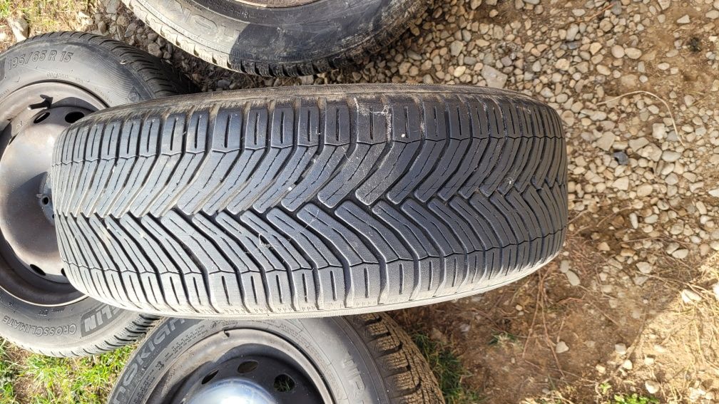 Opony koła felgi Nokian WR D4 195/65/15 4x98 Michelin Crossclimat