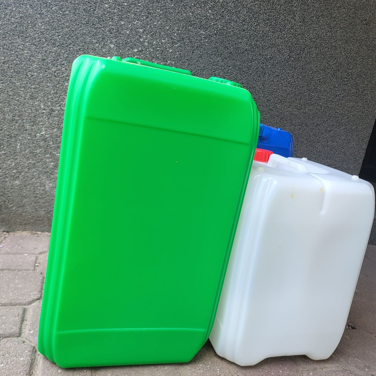 Pojemniki bańki plastikowe po spożywce 20L