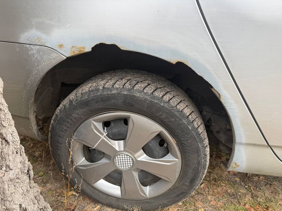 BYD f3. 1.5   2014
