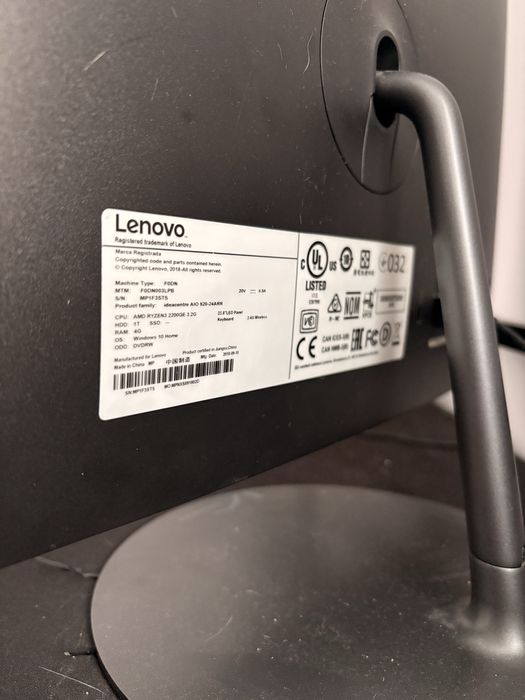 Lenovo all in one ideacentre AIO 520-24ARR