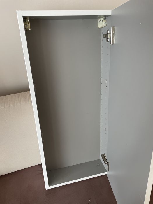 Szafka wisząca do łazienki