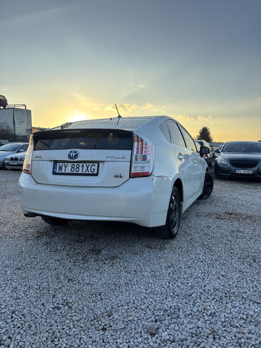 Na Sprzedaż Toyota Prius 1.8 hybryda /oszczędny/automat/super st/zamia
