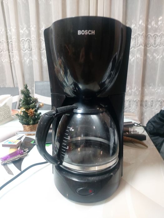 Кофеварка BOCH, состояние новой