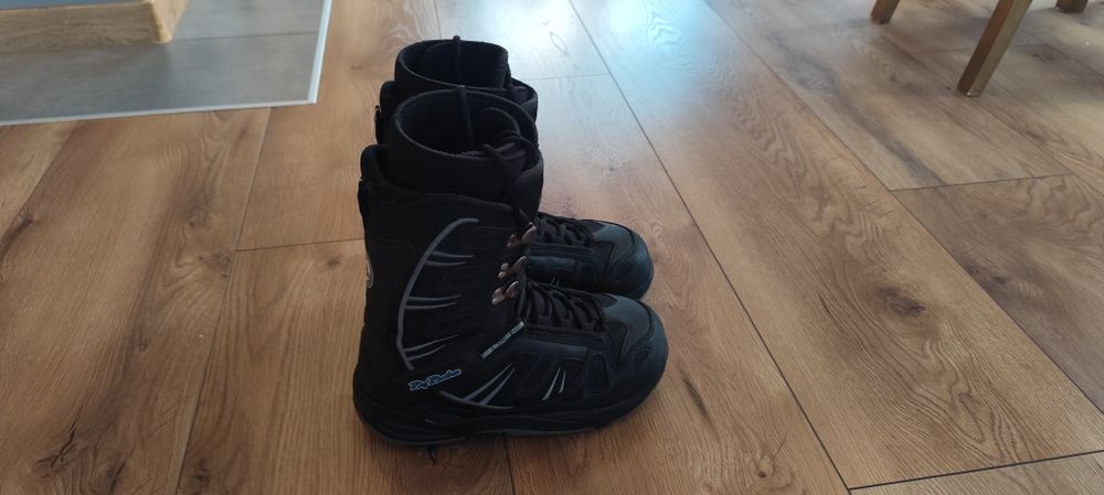Buty snowboardowe roz. 41