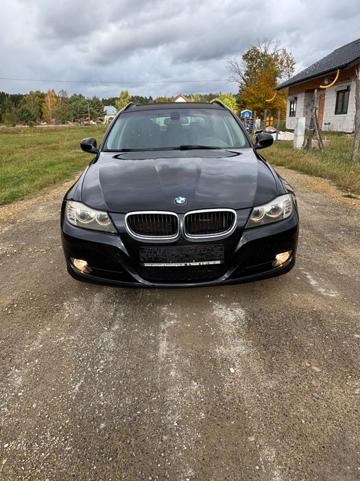 Ładna bmw e91 320i 170 ps 2010r