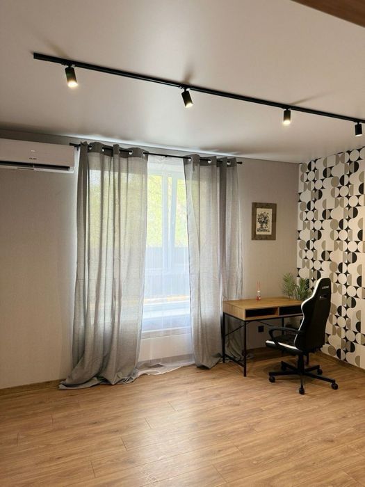 Квартира біля парку