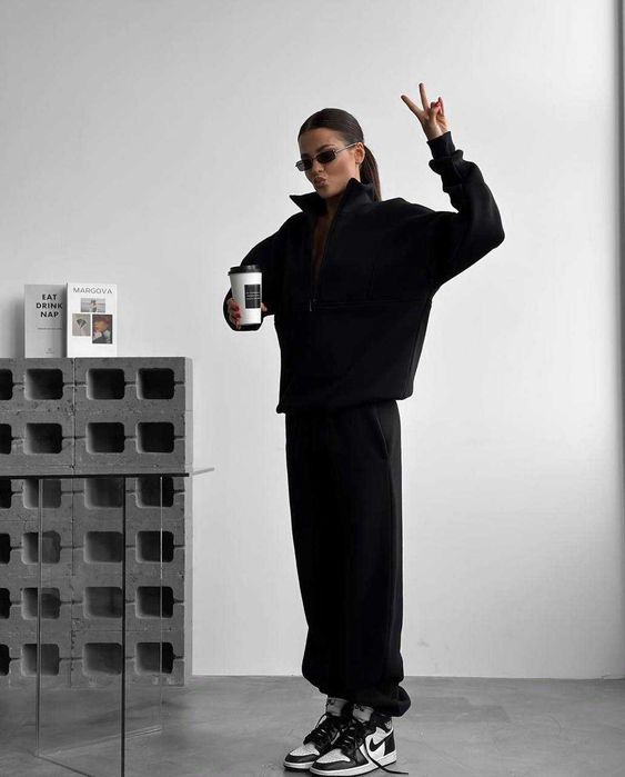 Теплий жіночий костюм на флісі в різних кольорах