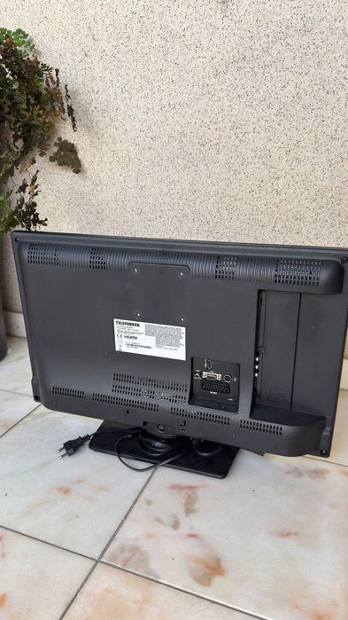 Televisão Telefunken 24"